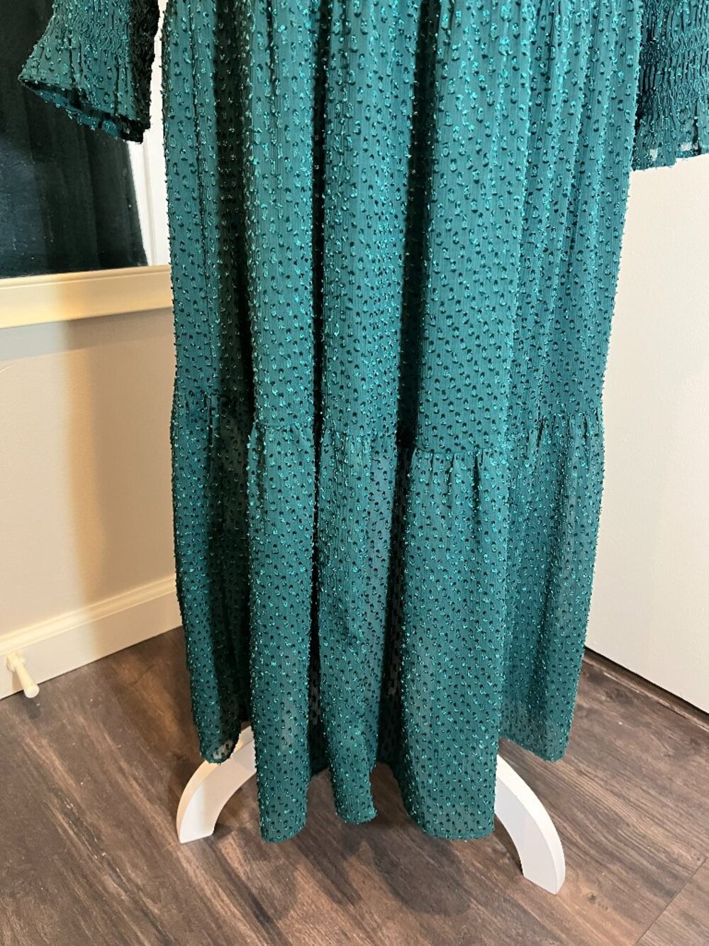 NWT RYEGRASS Emerald Green Clip Dot Long Sleeve Tie Neck Maxi Dress, Size Med - Picture 4 of 16